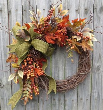 20+ Incredibly Delightful Fall Wreaths