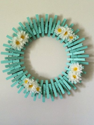 Clothespin Wreath for Christmas